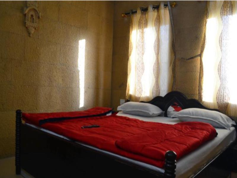 Hotel Qutub Villa Jaisalmer Esterno foto