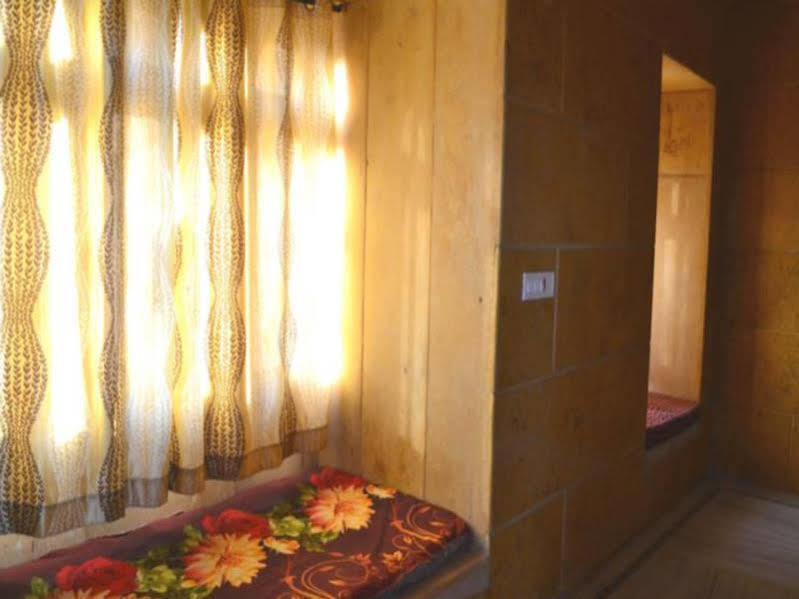 Hotel Qutub Villa Jaisalmer Esterno foto